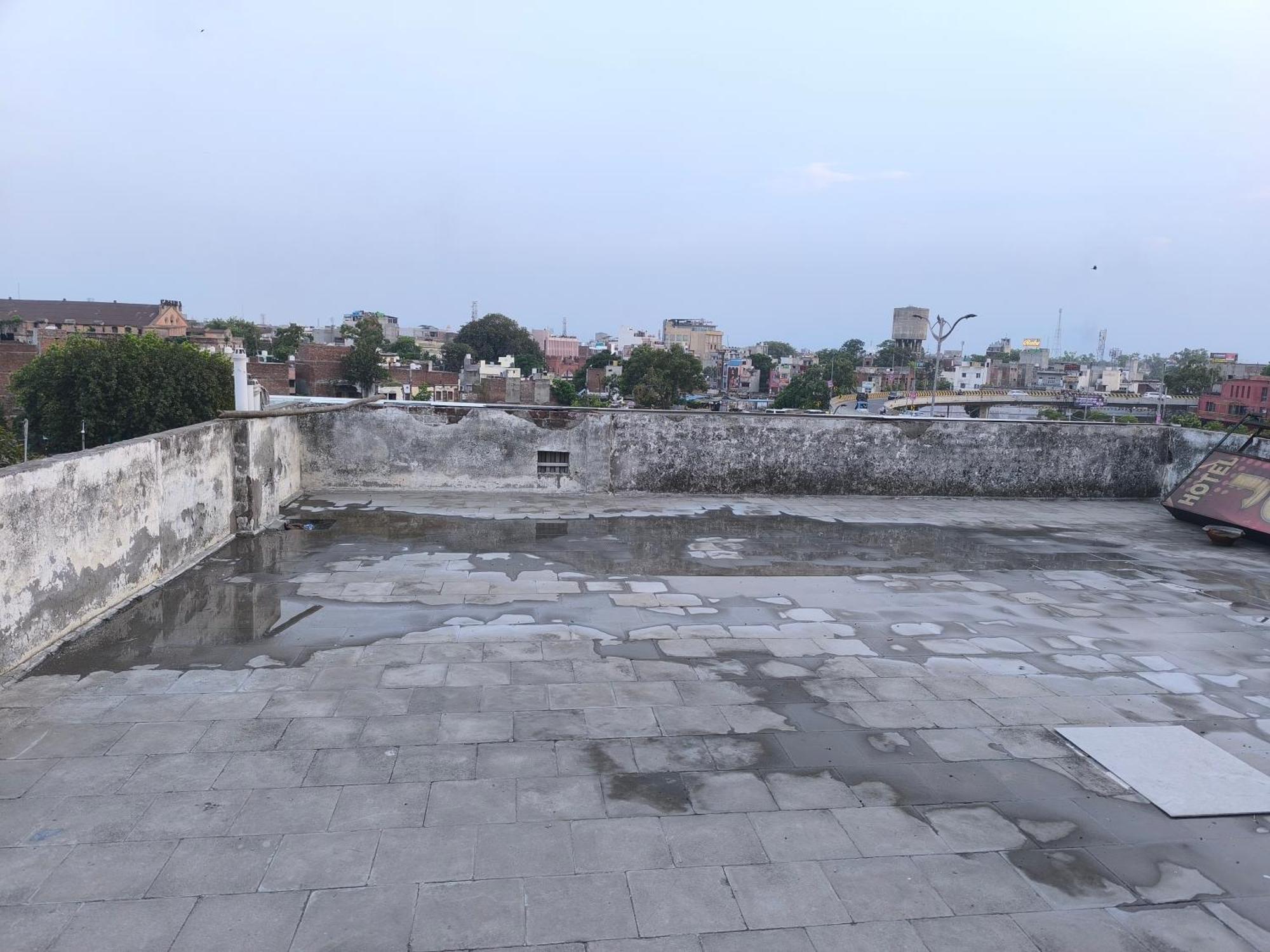 Hotel Jogi Guest House Welcome All Families, Friends, Groups, Couples, Singles Fully Airconditioner, Attach Washrooms, Lift, Wifi, 24 Hours Room Service, Power Backup Amritsar Exteriér fotografie